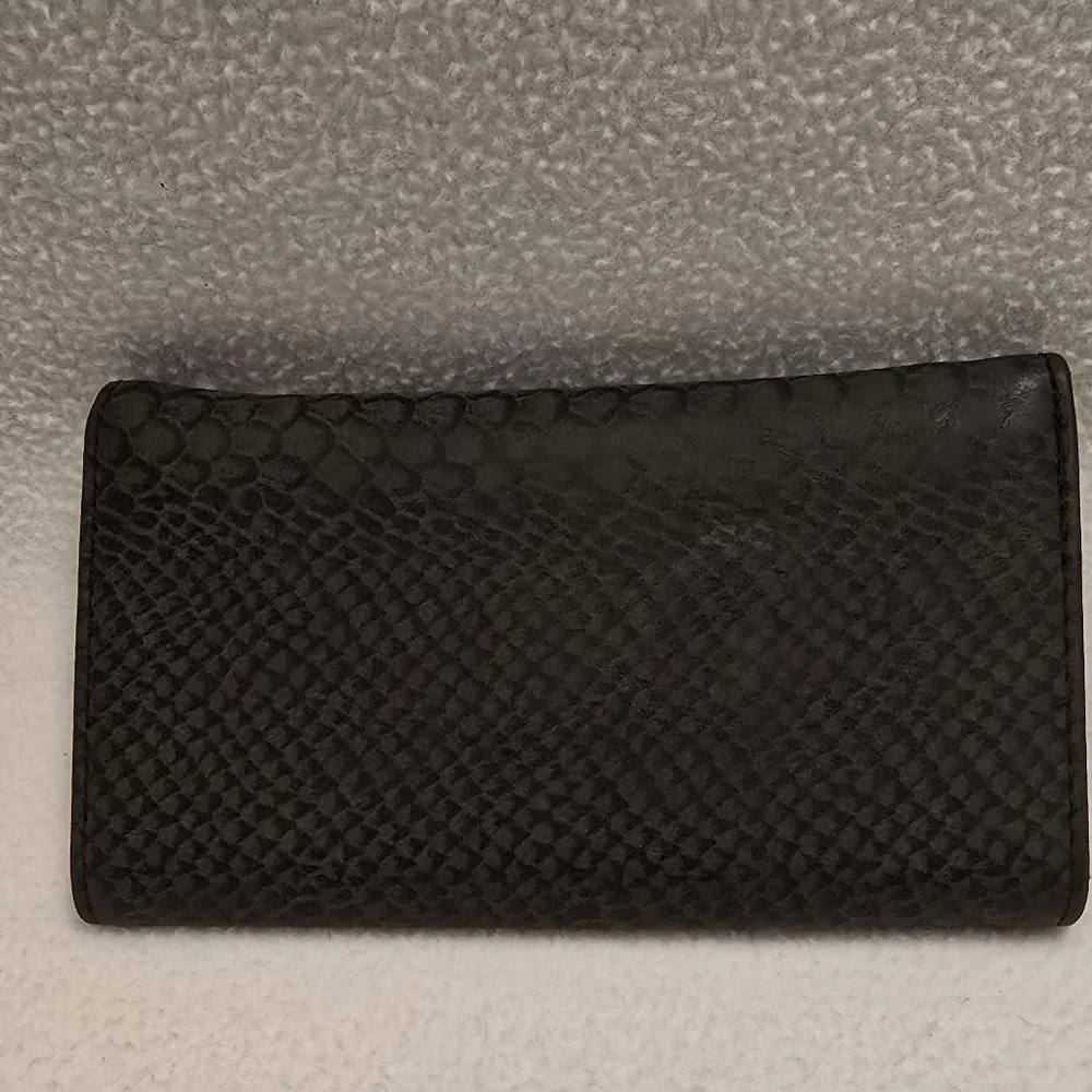 Nicole Miller Black And Brown Wallet